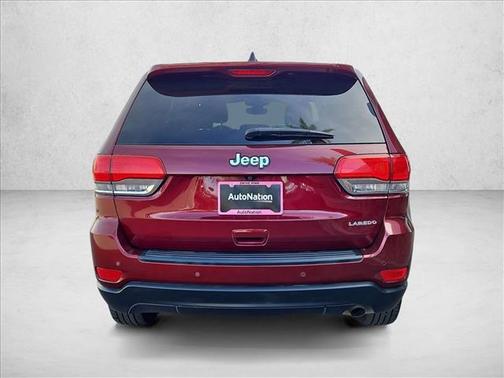 2017 Jeep Grand Cherokee Laredo