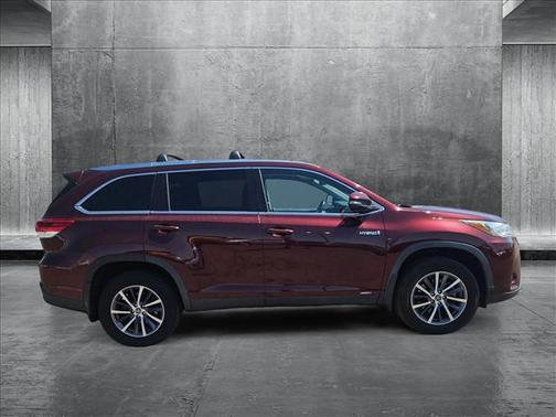 2019 Toyota Highlander Hybrid XLE