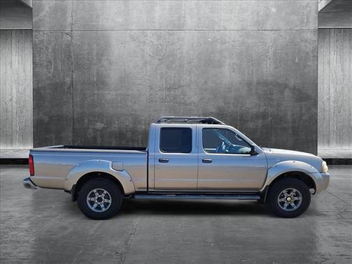 2004 Nissan Frontier XE-V6 Crew Cab