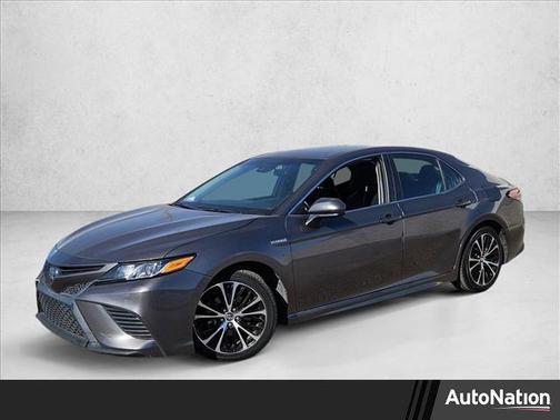 2018 Toyota Camry Hybrid SE