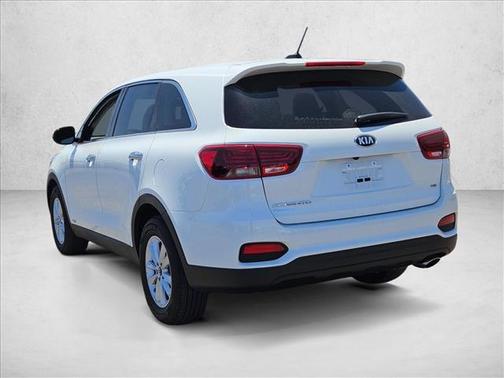 Snow White Pearl 2019 Kia Sorento LX