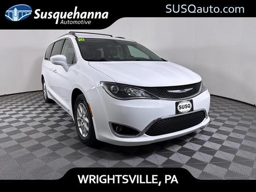 2020 Chrysler Pacifica Touring-L