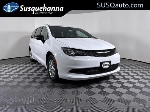 2026 Chrysler Voyager LX