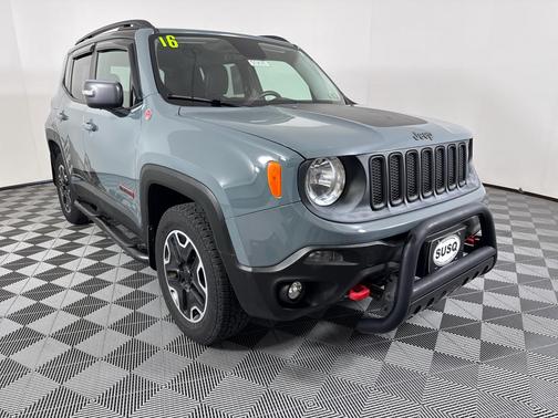 2016 Jeep Renegade Trailhawk