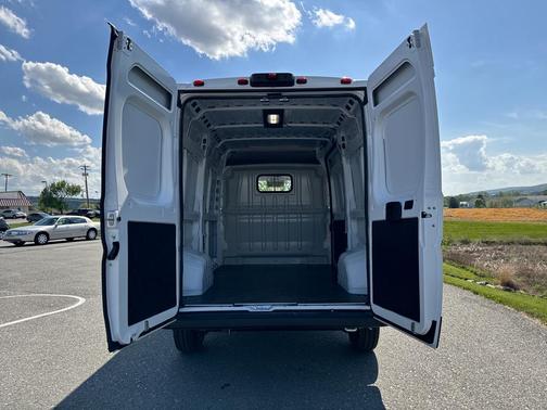 2025 RAM ProMaster 1500 Base
