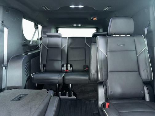 2022 Cadillac Escalade ESV Premium Luxury