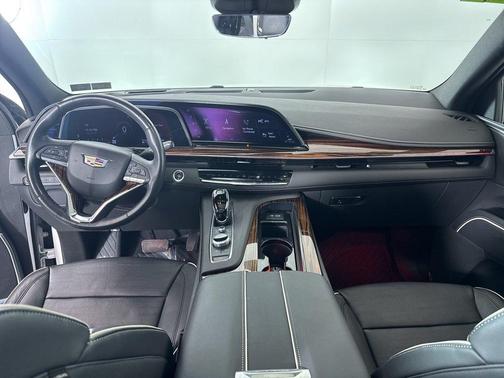 2022 Cadillac Escalade ESV Premium Luxury