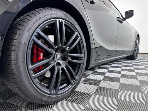 2021 Maserati Ghibli S