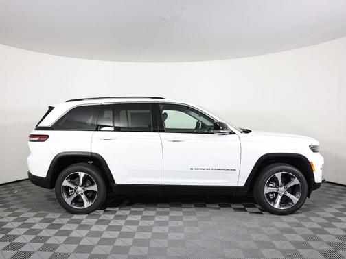 2023 Jeep Grand Cherokee 4xe Base