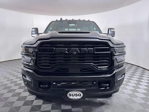 2026 RAM 2500 Black Express