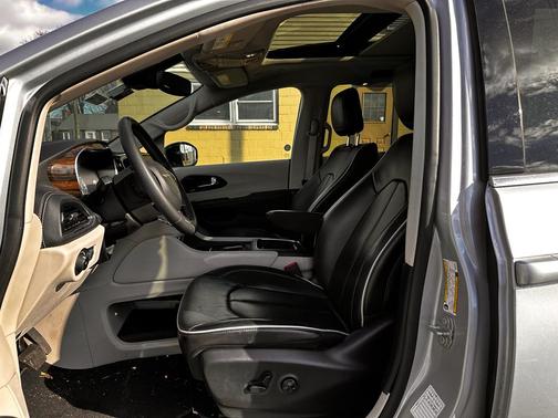 2024 Chrysler Pacifica Limited