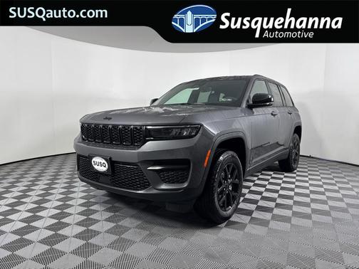 2025 Jeep Grand Cherokee Laredo