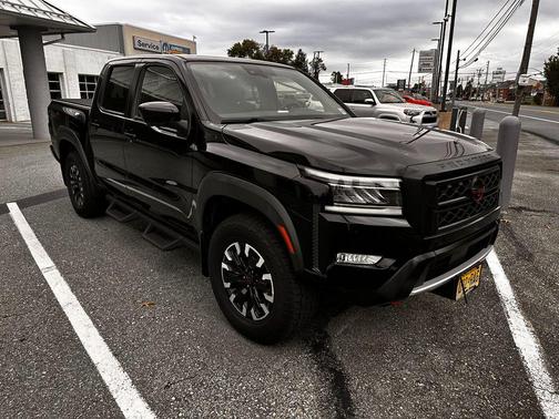 2022 Nissan Frontier PRO-4X