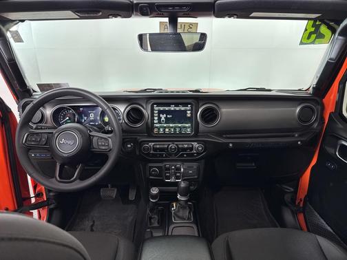 2023 Jeep Wrangler 4xe Base