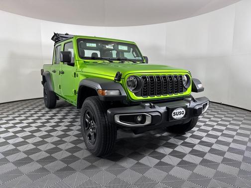 2026 Jeep Gladiator Sport