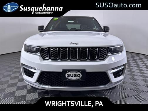 2022 Jeep Grand Cherokee Summit