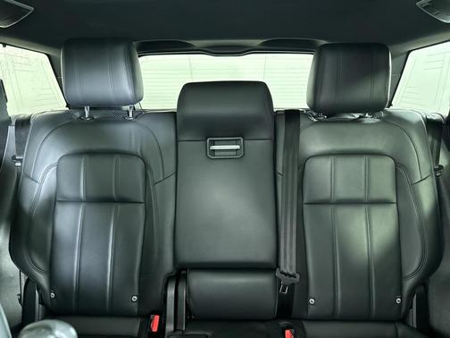 2022 Land Rover Range Rover Sport HSE Silver Edition