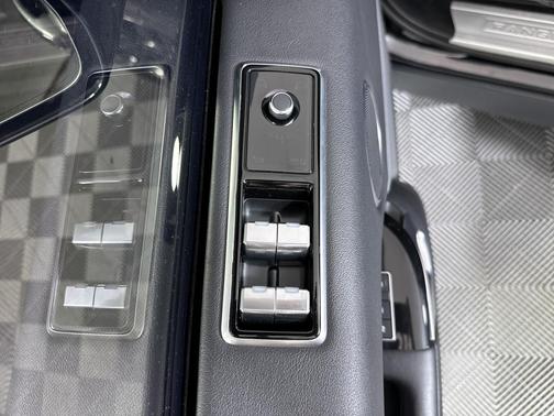 2022 Land Rover Range Rover Sport HSE Silver Edition