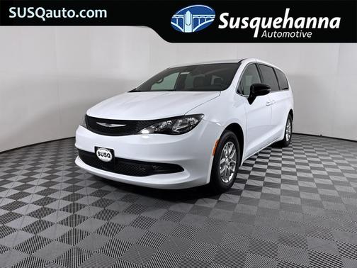 2026 Chrysler Voyager LX