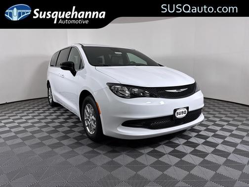 2026 Chrysler Voyager LX