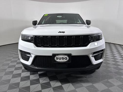 2024 Jeep Grand Cherokee Laredo