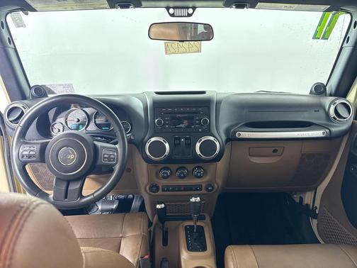 2011 Jeep Wrangler Sahara