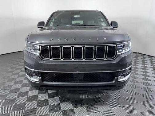 2025 Jeep Wagoneer Base