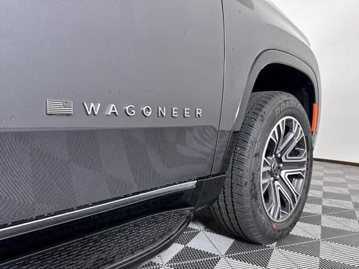 2025 Jeep Wagoneer Base