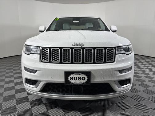 2019 Jeep Grand Cherokee Summit