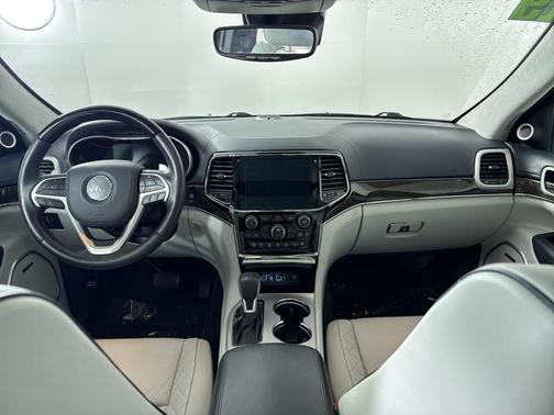 2019 Jeep Grand Cherokee Summit
