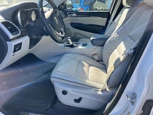 2019 Jeep Grand Cherokee Summit