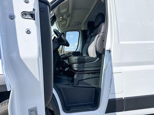 2026 RAM ProMaster 1500 Low Roof