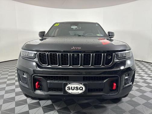 2022 Jeep Grand Cherokee Trailhawk