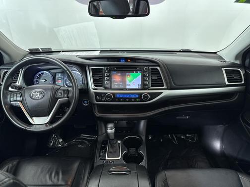 2014 Toyota Highlander XLE