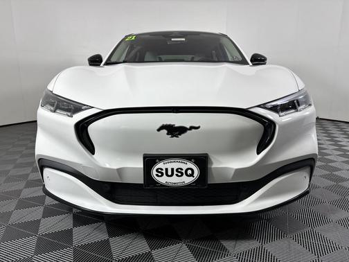 2021 Ford Mustang Mach-E Premium