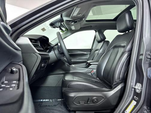 2022 Jeep Grand Cherokee 4xe Base