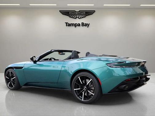 Aston Martin Racing Green 2022 Aston Martin DB11 V8 Volante