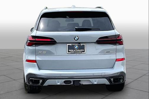 Brooklyn Grey Metallic 2026 BMW X5 xDrive40i