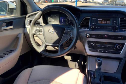 2017 Hyundai SONATA Base
