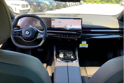 2024 BMW 530 i