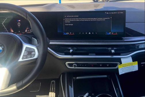2025 BMW X7 xDrive40i