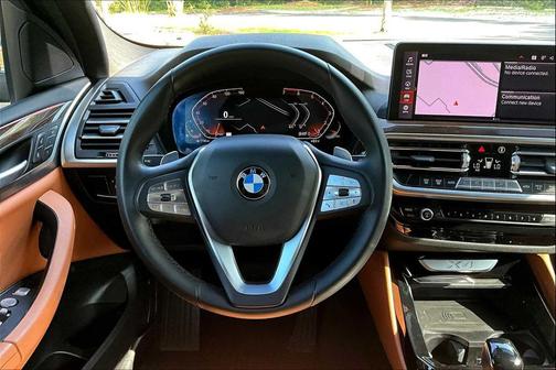 2023 BMW X4 xDrive30i