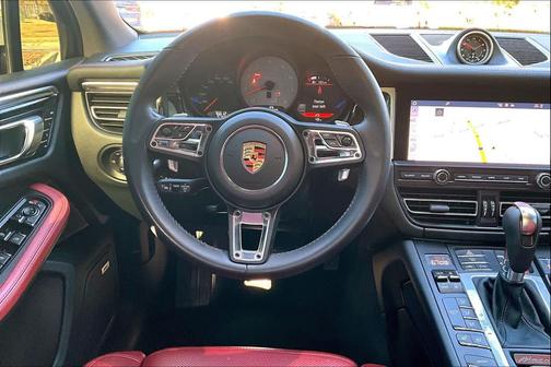 2021 Porsche Macan S