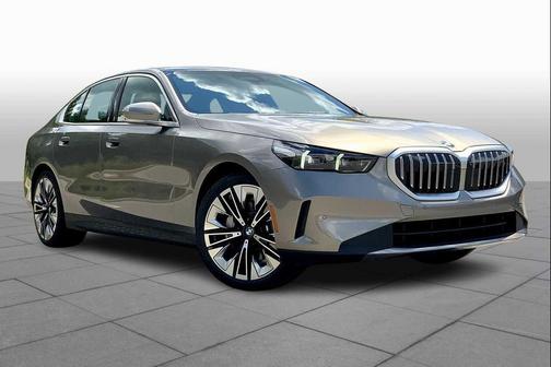 Oxide Grey Metallic 2026 BMW 530 530i