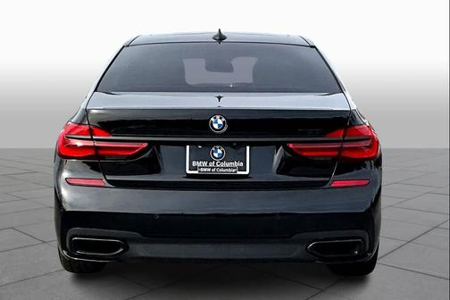 2016 BMW 750 i xDrive