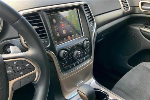 2016 Jeep Grand Cherokee Laredo