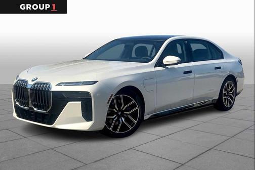 2026 BMW 750e i xDrive