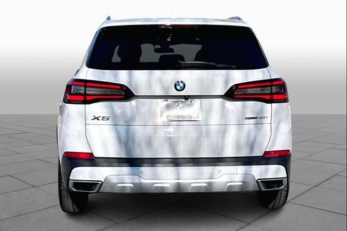 2023 BMW X5 PHEV xDrive45e