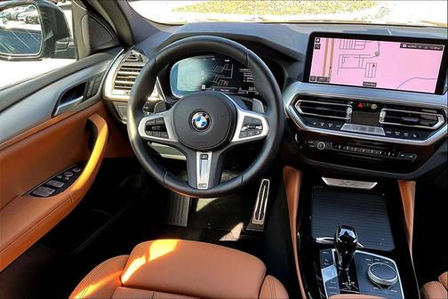 2025 BMW X4 xDrive30i