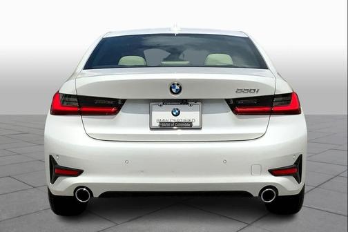 2021 BMW 330 330i